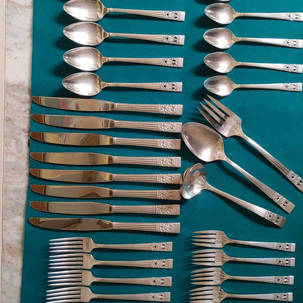 VTG 43 Pcs Coronation Silver Plate Flatware Set 1936 Community